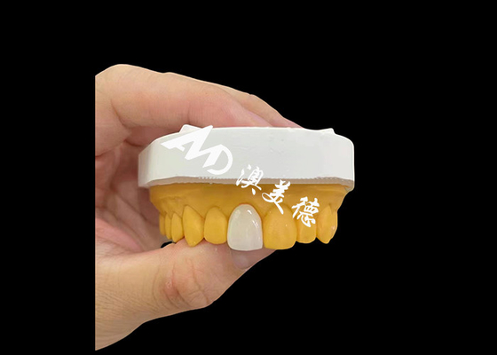 Beli Patah bagian depan Zirconia Dental Crown Natural Looking High Strength Wear Resistance online manufacture